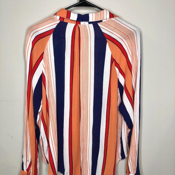 Striped Front Tie Crop Top - Picture 6 of 6